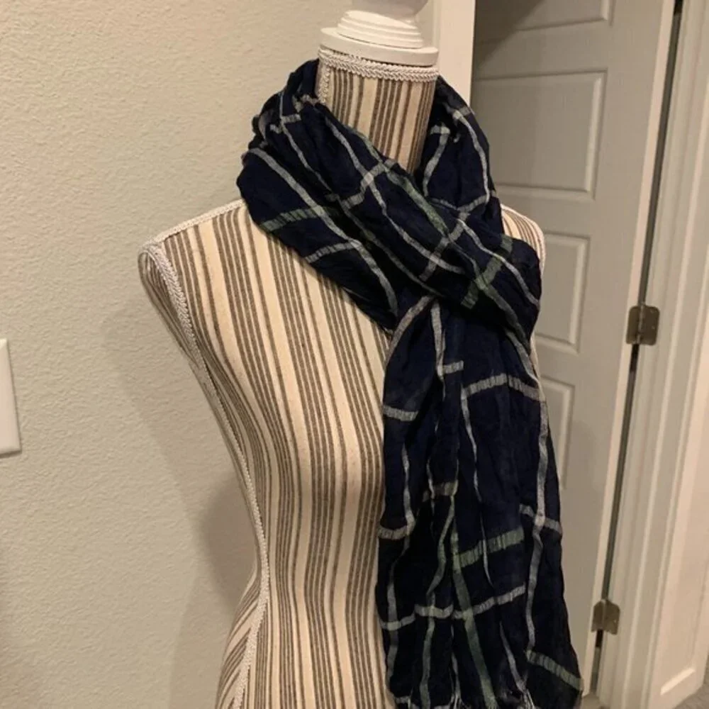 Set of 4 Scarves & 1 Bandana
